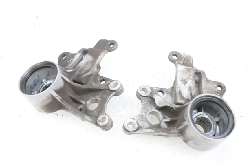 photo de SOPORTE PINZA DELANTERO PIAGGIO MP3 125 (2006 - 2014) - Vista principal