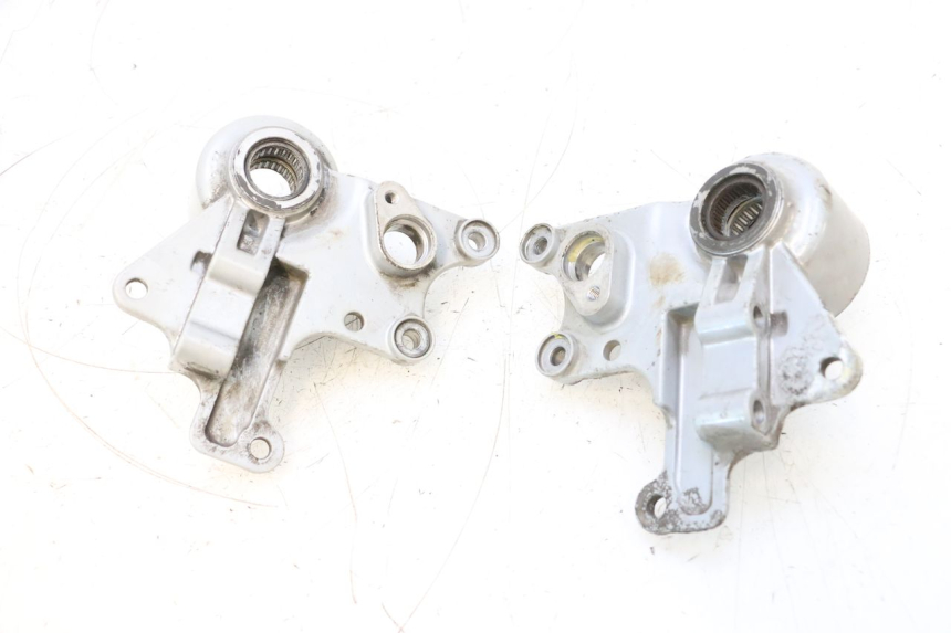 photo de SOPORTE PINZA DELANTERO PIAGGIO MP3 RL 250 (2006 - 2010) - Detalle de la pieza