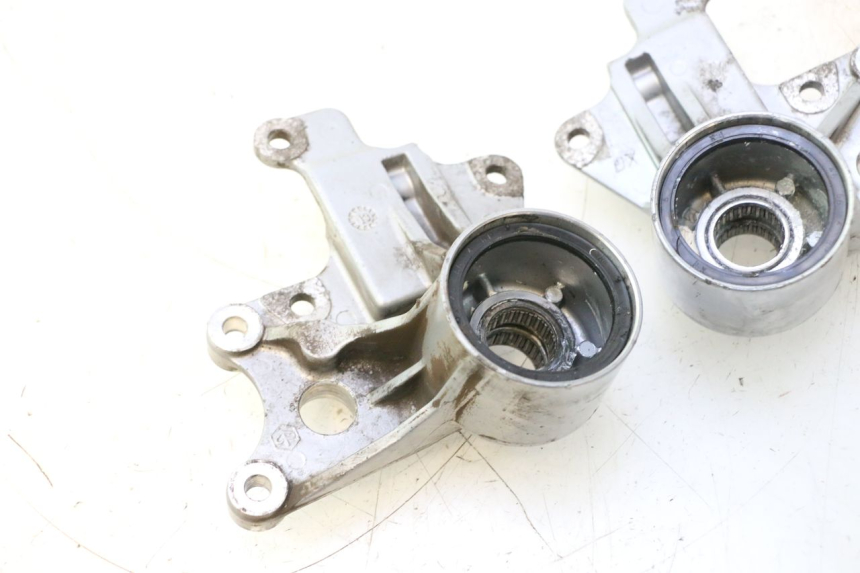 photo de SOPORTE PINZA DELANTERO PIAGGIO MP3 500 (2011 - 2015) - Estado de la superficie y material