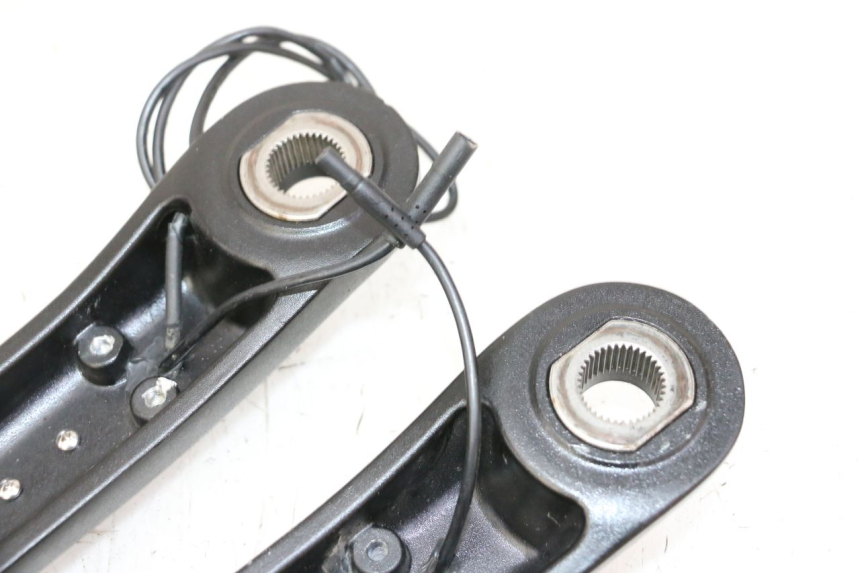 photo de SOPORTE DE PINZA DE FRENOS DELANTERA DUALTRON VICTOR LIMITED 1 - Vista general del producto