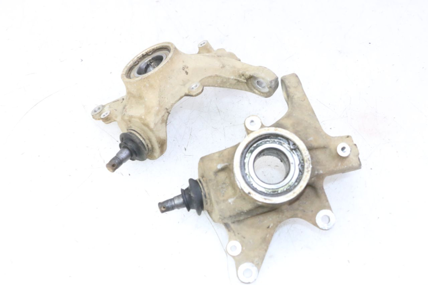 photo de SOPORTE PINZA DELANTERO YAMAHA YFM GRIZZLY 550 (2008 - 2015) - Detalle de la pieza