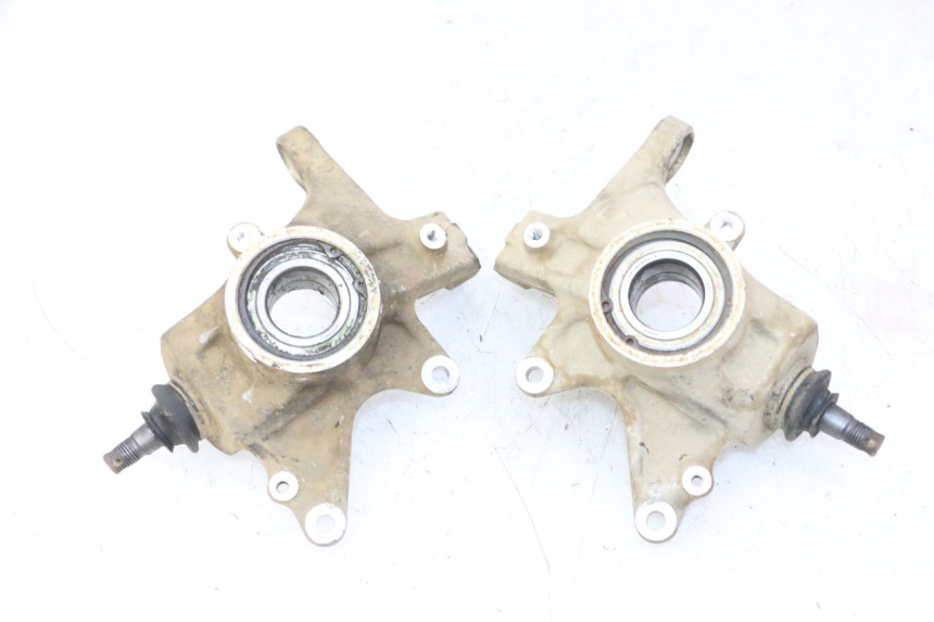 photo de SOPORTE PINZA DELANTERO YAMAHA YFM GRIZZLY 550 (2008 - 2015) - Otra perspectiva