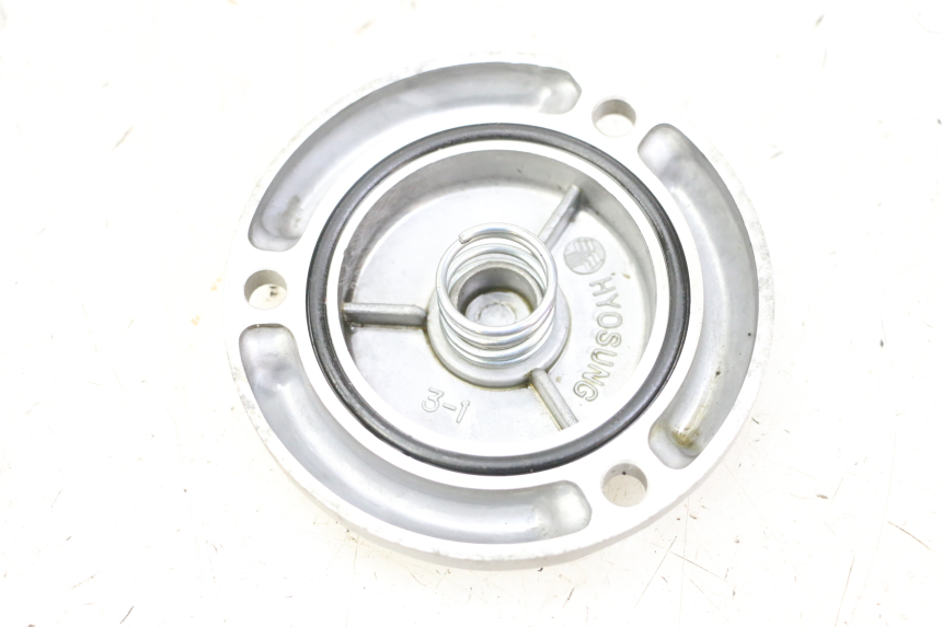 photo de SOPORTE FILTRO ACEITE HYOSUNG GTR 125 (2006 - 2008) - Detalle de la pieza