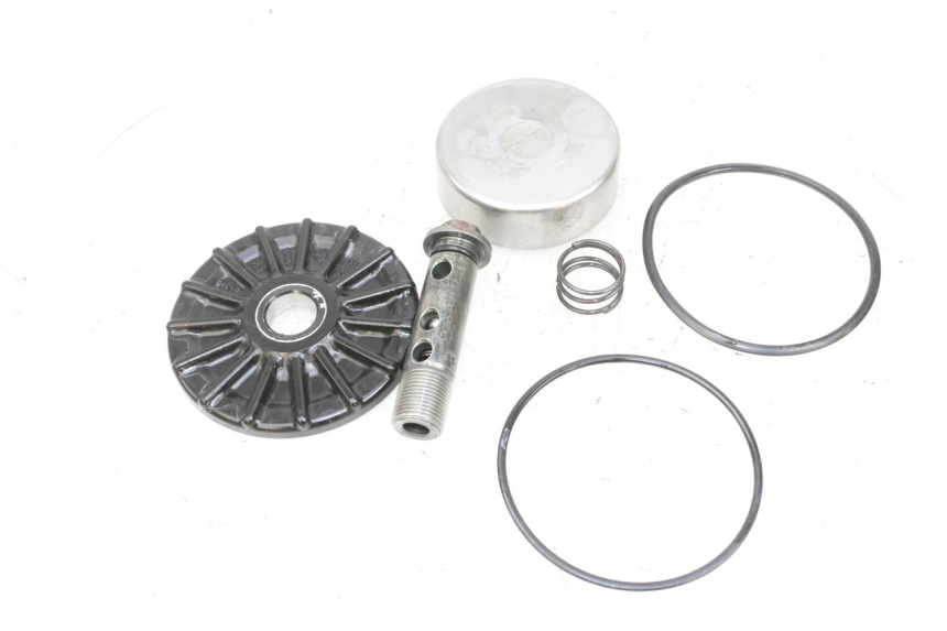 photo de SOPORTE FILTRO ACEITE KAWASAKI ZR 7 750 (1999 - 2004) - Detalle de la pieza