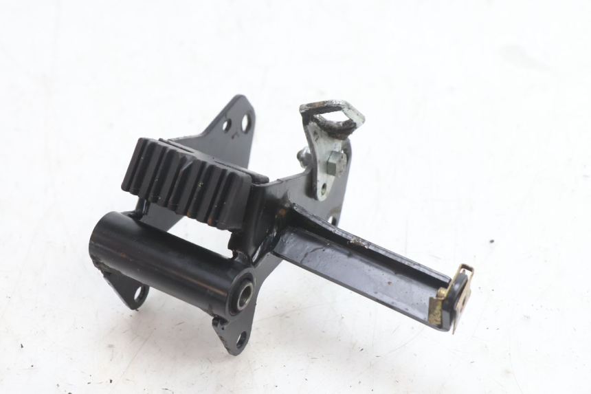 photo de SOPORTE MOTOR PEUGEOT 103 SPX CLIP 50 (1989 - 1992) - Primer plano técnico