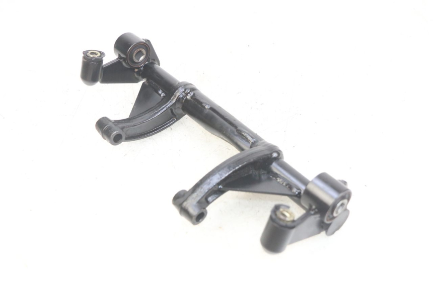 photo de SOPORTE DEL MOTOR KYMCO AGILITY 4T 50 (2018 - 2022) - Vista principal