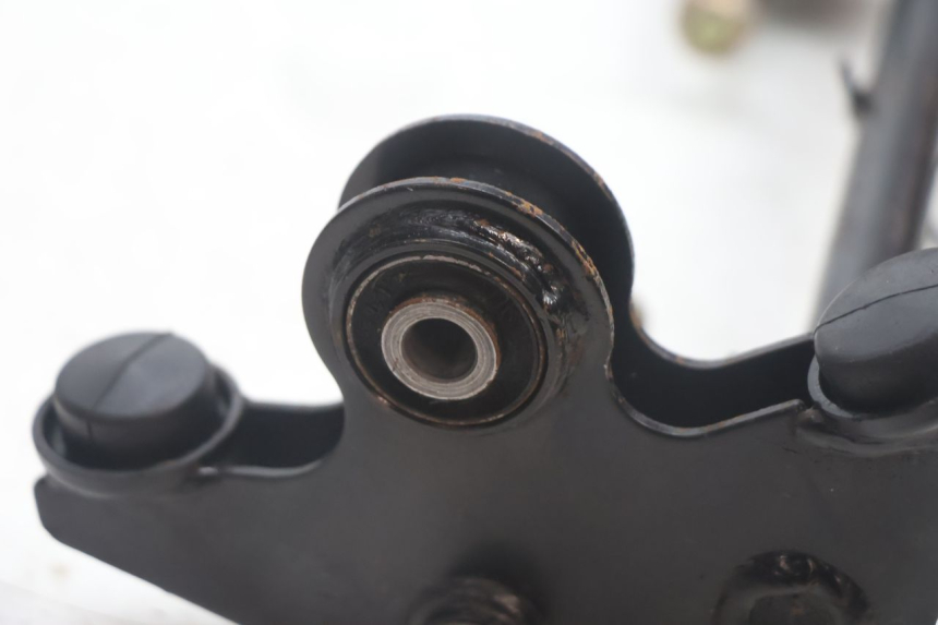photo de SOPORTE DEL MOTOR KYMCO AGILITY CITY 2T 50 (2008 - 2016) - Detalles de los puntos de fijación