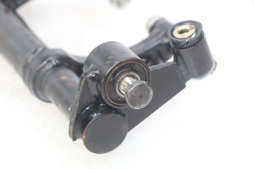 photo de SOPORTE DEL MOTOR KYMCO AGILITY DELIVERY 4T 50 (2018 - 2023) - Otra perspectiva