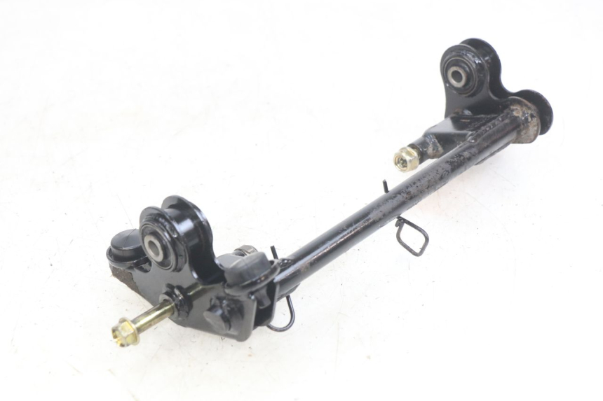 photo de SOPORTE DEL MOTOR KYMCO AGILITY NAKED RENOUVO 2T 50 (2011 - 2018) - Otra perspectiva