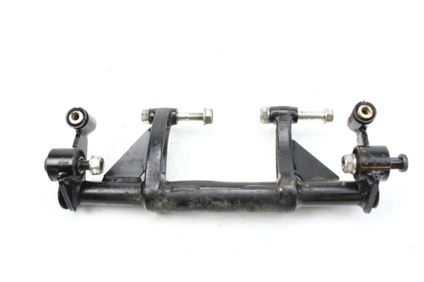 photo de SOPORTE DEL MOTOR KYMCO AGILITY NAKED RENOUVO 4T 50 (2018 - 2020) - Otra perspectiva