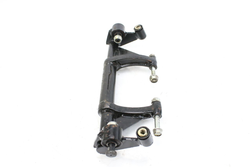 photo de SOPORTE DEL MOTOR KYMCO AGILITY NAKED RENOUVO 4T 50 (2018 - 2020) - Primer plano técnico