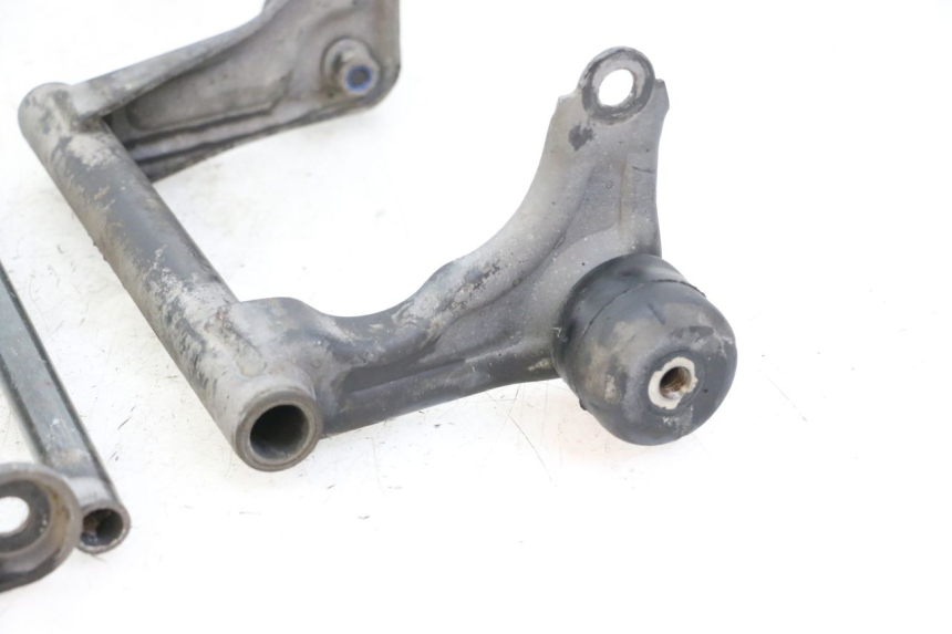 photo de SOPORTE DEL MOTOR BMW C1 125 (2000 - 2003) - Detalles de los puntos de fijación