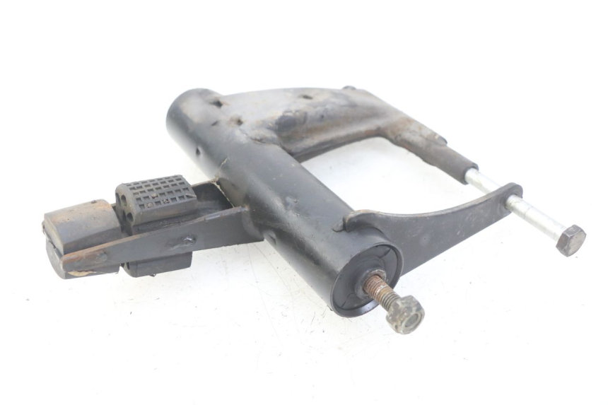 photo de SOPORTE DEL MOTOR DERBI BOULEVARD 50 (2009 - 2006) - Otra perspectiva