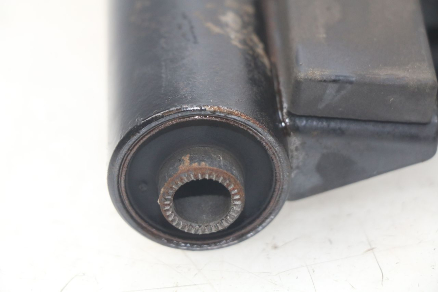 photo de SOPORTE DEL MOTOR SUZUKI BURGMAN 125 (2007 - 2014) - Zoom estado de uso