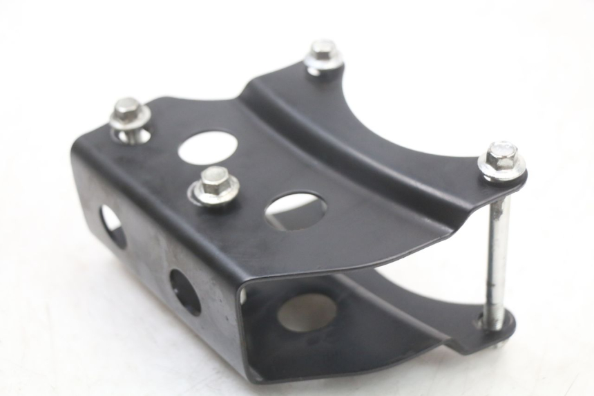 photo de SOPORTE MOTOR ARCHIVE CAFE RACER 4T 50 (2019 - 2024) - Primer plano técnico