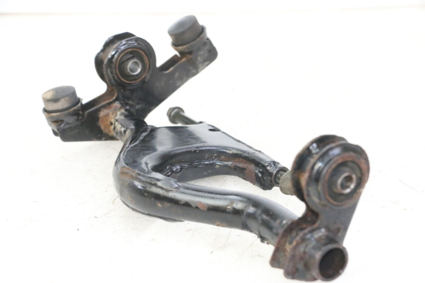 photo de SOPORTE MOTOR DAELIM BESBI 125 (2007 - 2008) - Zoom estado de uso