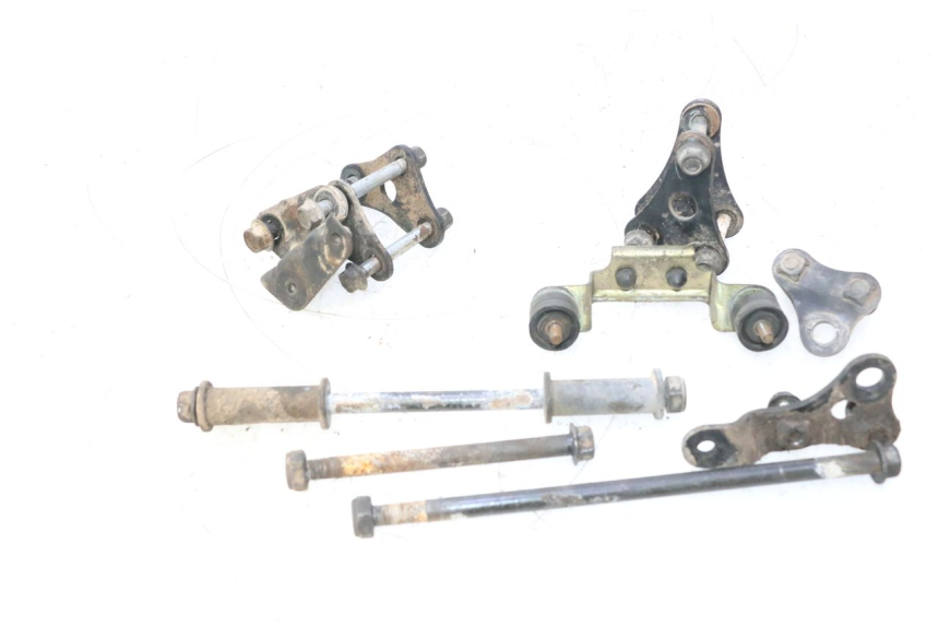 photo de SOPORTE MOTOR SUZUKI DR S 600 (1985 - 1989) - Primer plano técnico