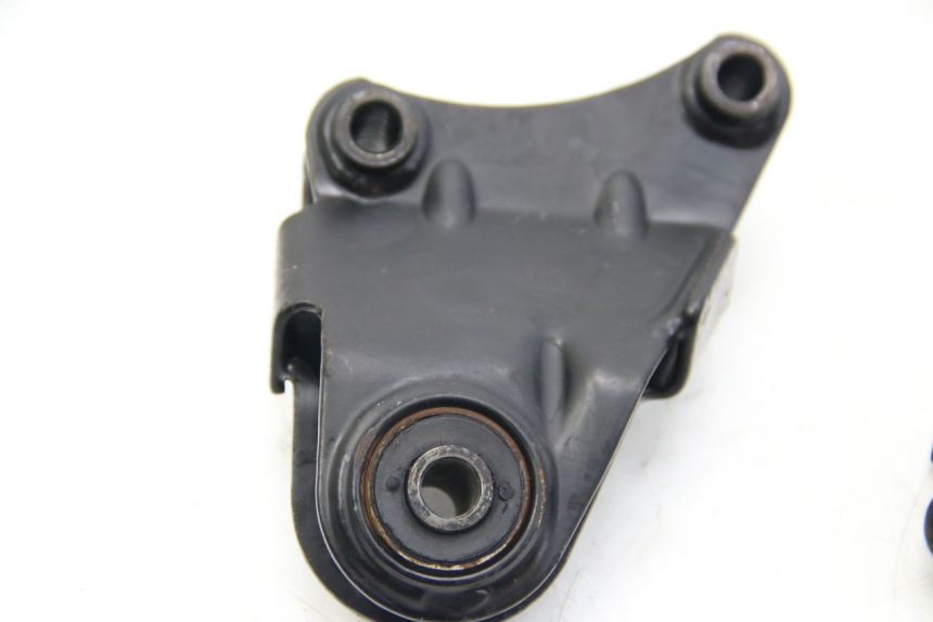 photo de SOPORTE DEL MOTOR PEUGEOT E-VIVACITY 1 (2012 - 2018) - Otra perspectiva