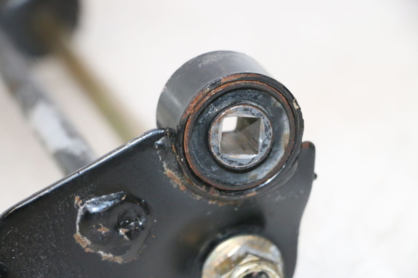photo de SOPORTE MOTOR KEEWAY F-ACT NAKED 50 (2009 - 2014) - Zoom estado de uso