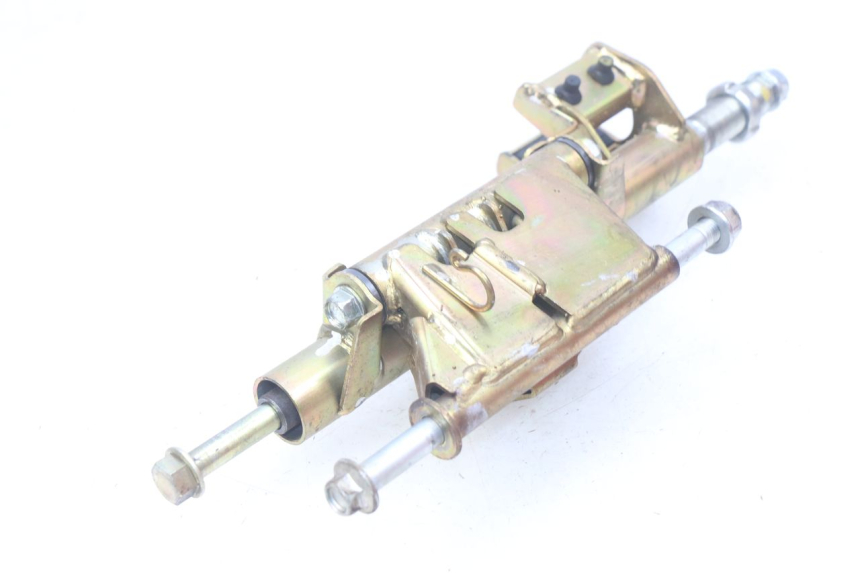 photo de SOPORTE DEL MOTOR HONDA FES PANTHEON 2T 125 (1998 - 2002) - Detalle de la pieza