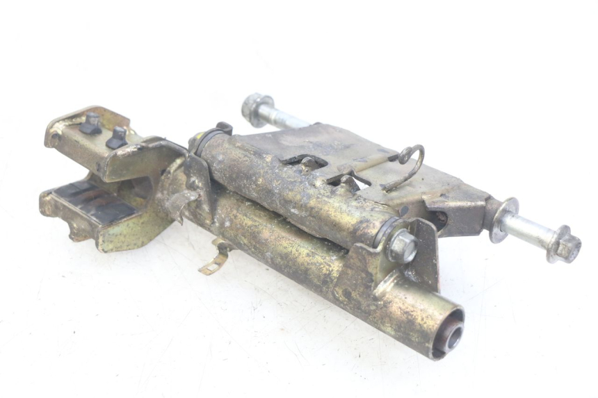 photo de SOPORTE DEL MOTOR HONDA FES PANTHEON 2T 125 (1998 - 2002) - Detalle de la pieza