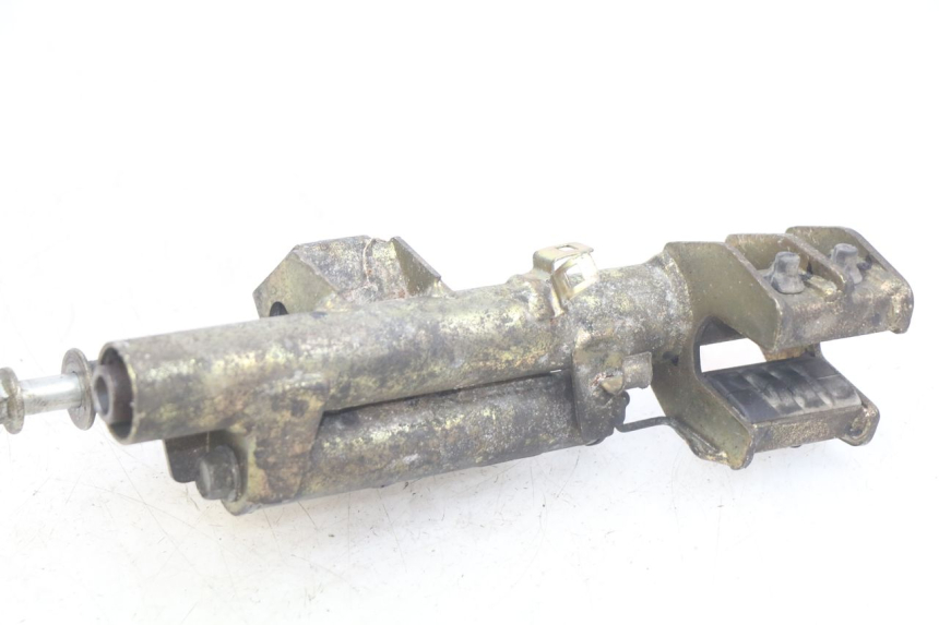 photo de SOPORTE DEL MOTOR HONDA FES PANTHEON 2T 125 (1998 - 2002) - Otra perspectiva