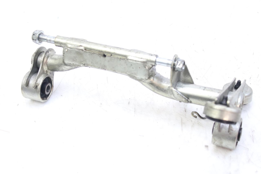 photo de SOPORTE DEL MOTOR HONDA FES S-WING SWING ABS 125 (2007 - 2015) - Otra perspectiva