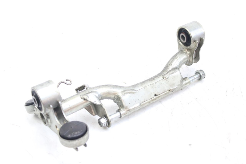 photo de SOPORTE DEL MOTOR HONDA FES S-WING SWING ABS 125 (2007 - 2015) - Detalles de los puntos de fijación