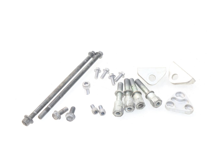 photo de SOPORTE DEL MOTOR YAMAHA FJR ABS 1300 (2006 - 2012) - Detalle de la pieza