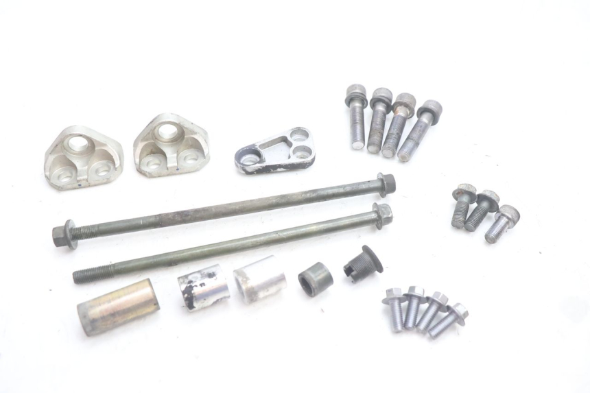 photo de SOPORTE MOTOR YAMAHA FJR 1300 (2001 - 2005) - Vista principal