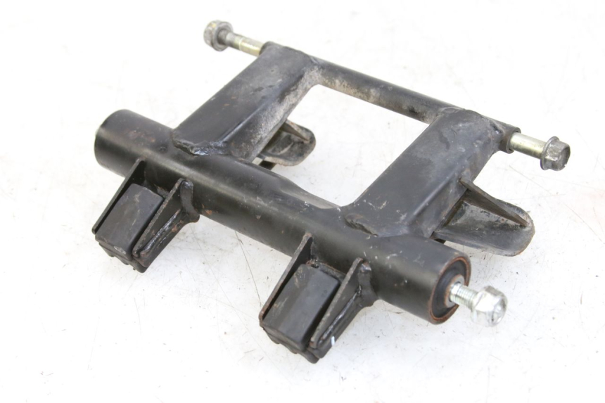 photo de SOPORTE DEL MOTOR HONDA FORZA 125 (2015 - 2016) - Primer plano técnico