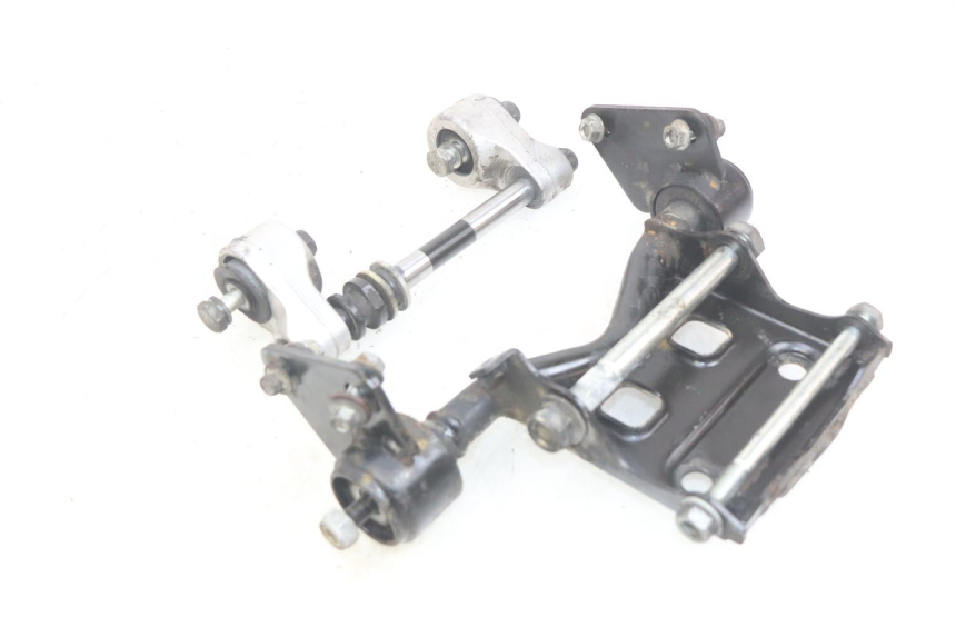 photo de SOPORTE DEL MOTOR GILERA GP 800 (2007 - 2013) - Otra perspectiva