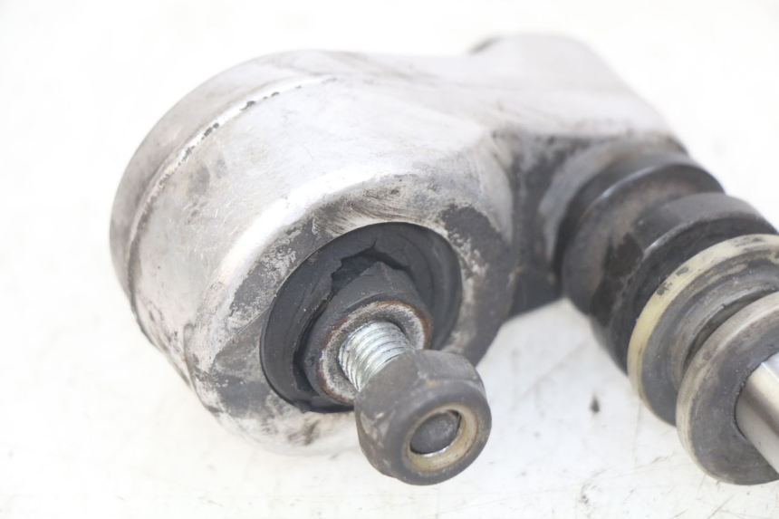 photo de SOPORTE DEL MOTOR GILERA GP 800 (2007 - 2013) - Estado de la superficie y material