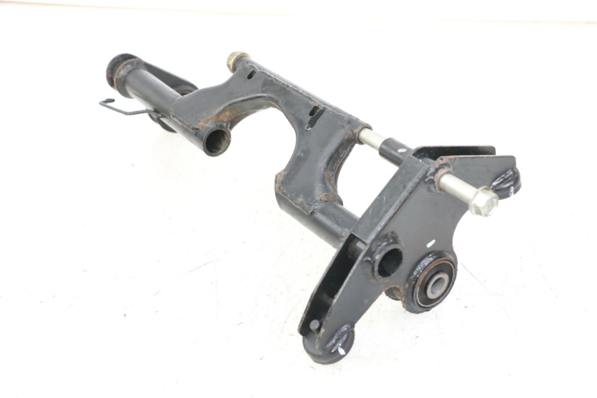 photo de SOPORTE MOTOR KYMCO GRAND DINK 125 (2008 - 2014) - Detalle de la pieza