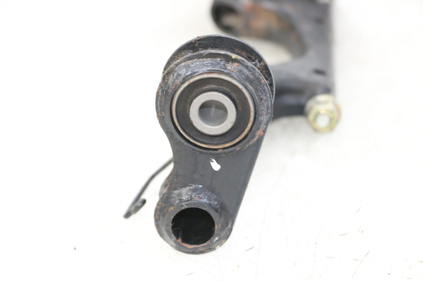 photo de SOPORTE MOTOR KYMCO GRAND DINK 125 (2008 - 2014) - Primer plano técnico