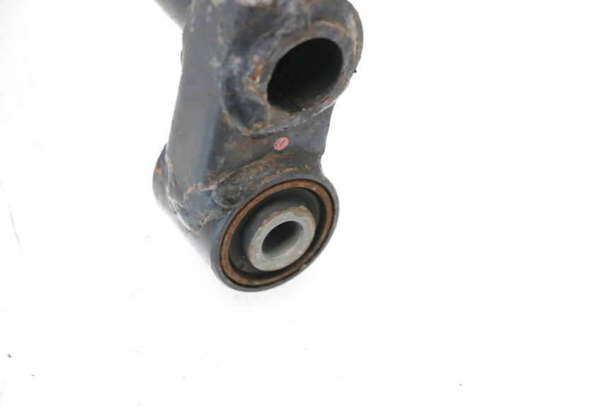 photo de SOPORTE MOTOR SYM GTS EVO 125 (2009 - 2013) - Primer plano técnico