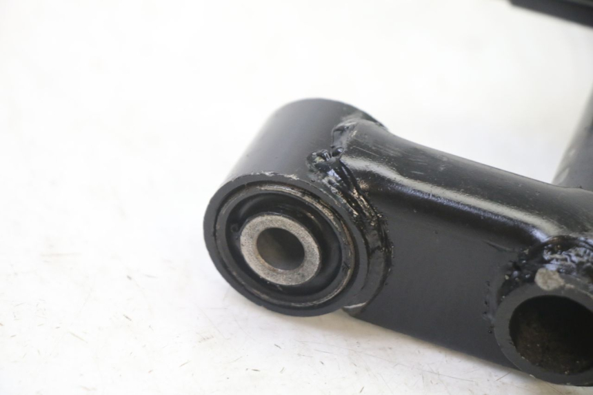 photo de SOPORTE DEL MOTOR SYM JET 14 4T 50 (2018 - 2022) - Otra perspectiva