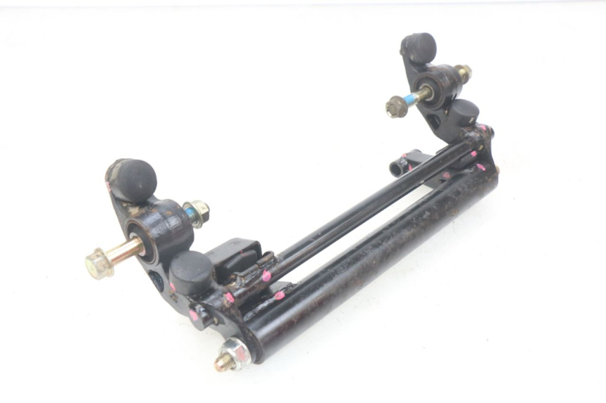 photo de SOPORTE DEL MOTOR SYM JET EURO X 2T 50 (2003 - 2007) - Detalle de la pieza