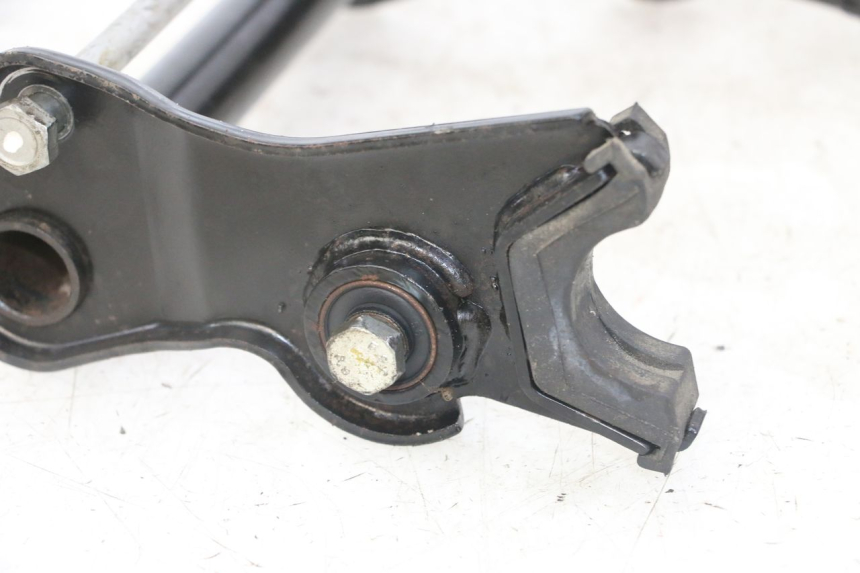 photo de SOPORTE MOTOR PEUGEOT JET FORCE CARBU 50 (2003 - 2016) - Vista general del producto