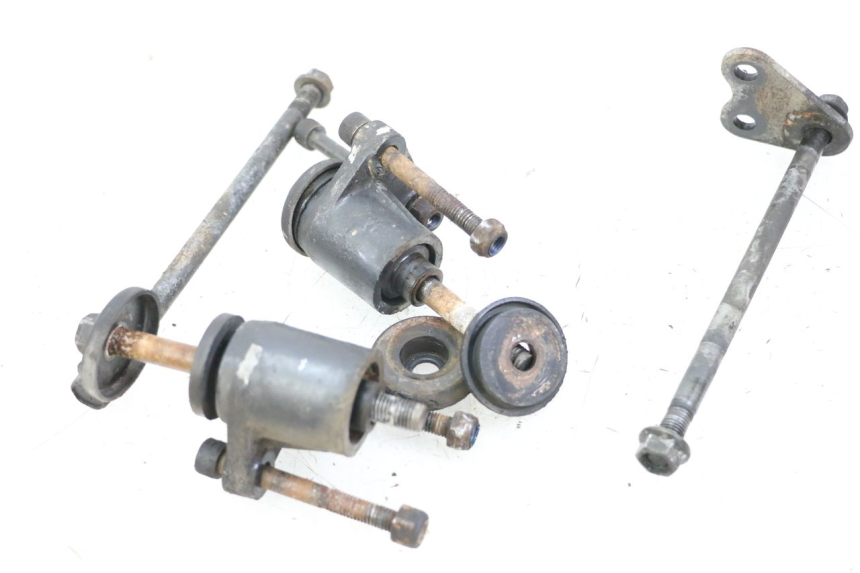 photo de SOPORTE MOTOR KAWASAKI ZR7 ZR-7 S 750 (1999 - 2004) - Detalle de la pieza