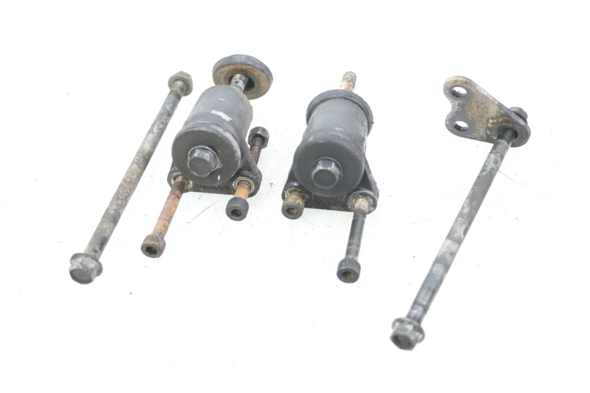 photo de SOPORTE MOTOR KAWASAKI ZR7 ZR-7 S 750 (1999 - 2004) - Zoom estado de uso