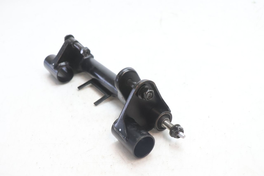 photo de SOPORTE MOTOR PEUGEOT KISBEE 2T 50 (2018 - 2022) - Primer plano técnico