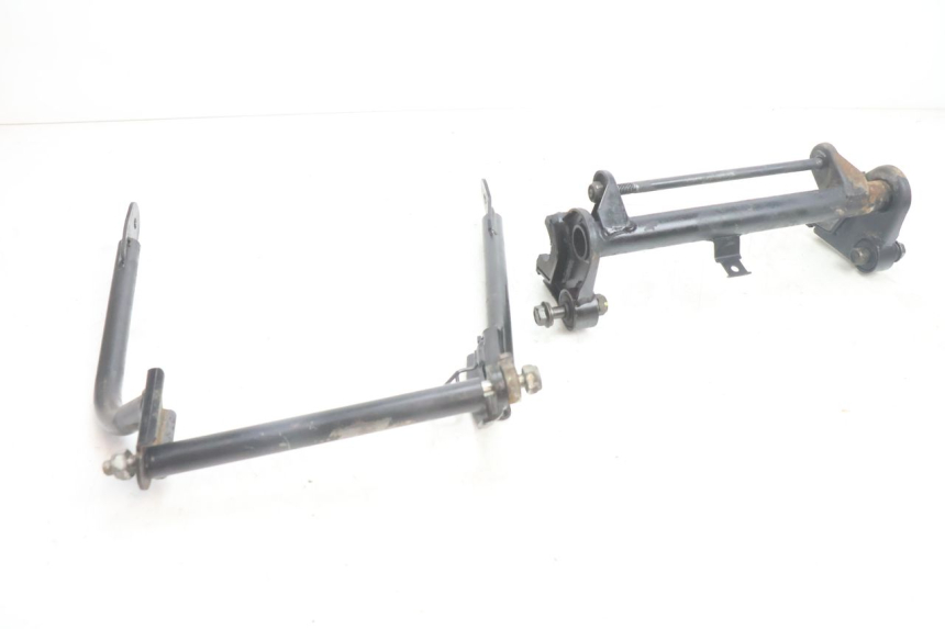 photo de SOPORTE DEL MOTOR PEUGEOT KISBEE 2T 50 (2010 - 2017) - Vista principal