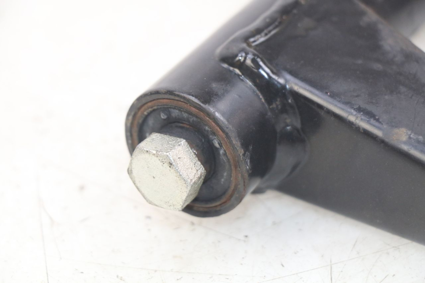 photo de SOPORTE DEL MOTOR PEUGEOT KISBEE 4T 50 (2018 - 2022) - Zoom estado de uso