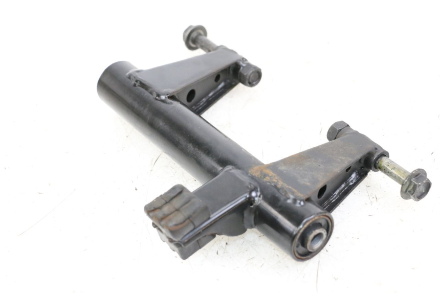 photo de SOPORTE DEL MOTOR PEUGEOT KISBEE 4T 50 (2018 - 2022) - Otra perspectiva