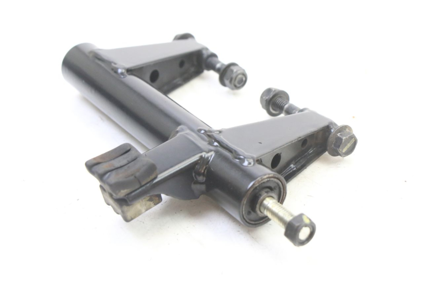 photo de SOPORTE DEL MOTOR PEUGEOT KISBEE 4T 50 (2018 - 2022) - Primer plano técnico