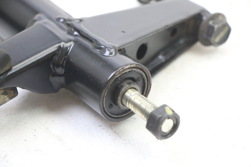 photo de SOPORTE DEL MOTOR PEUGEOT KISBEE 4T 50 (2018 - 2022) - Vista general del producto