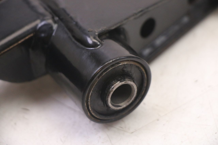 photo de SOPORTE DEL MOTOR PEUGEOT KISBEE 4T 50 (2018 - 2022) - Vista general del producto