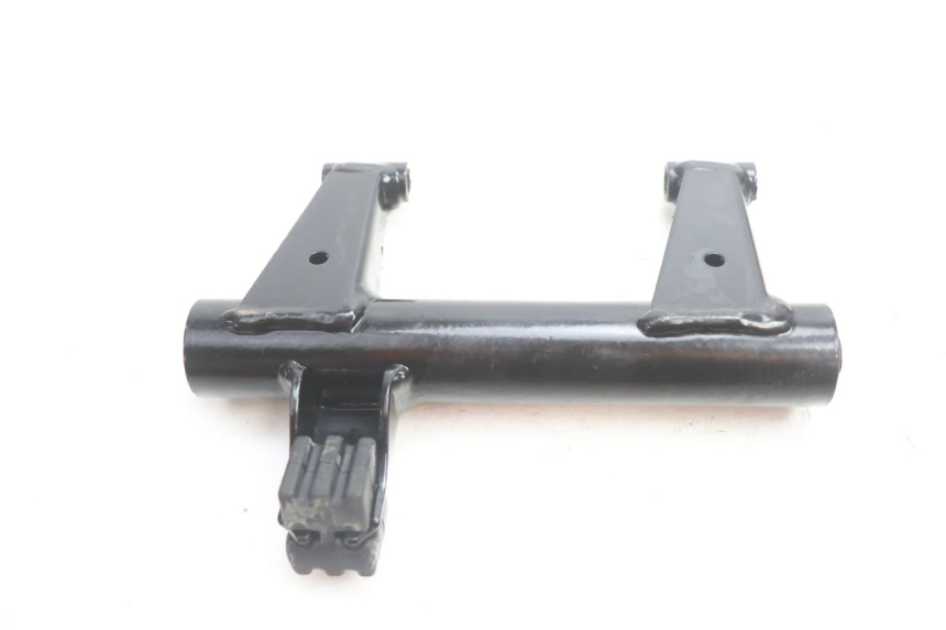 photo de SOPORTE DEL MOTOR PEUGEOT KISBEE 4T 50 (2018 - 2022) - Vista principal