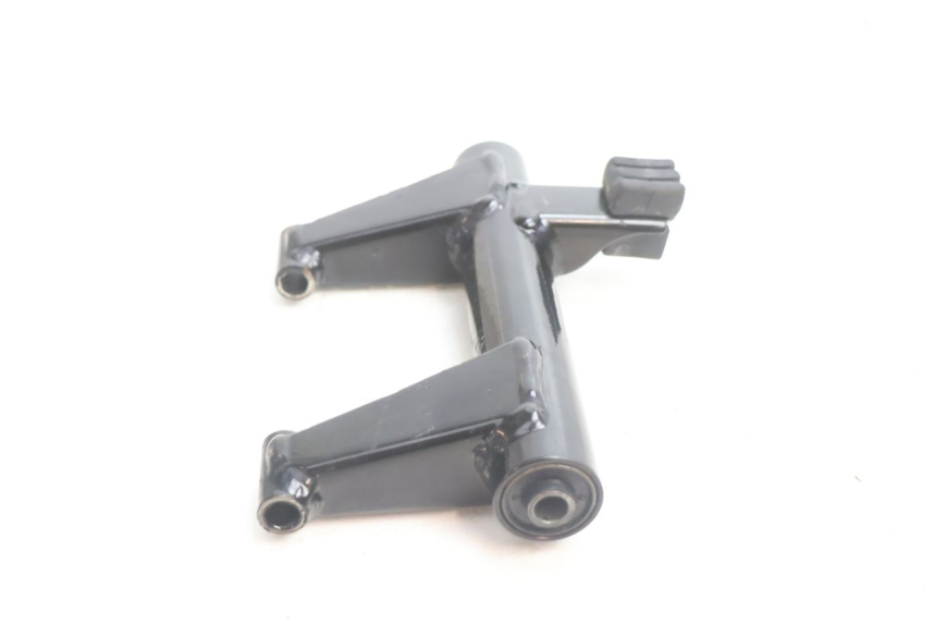 photo de SOPORTE DEL MOTOR PEUGEOT KISBEE 4T 50 (2018 - 2022) - Otra perspectiva